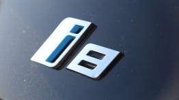 BMW i8 362KM - galeria redakcyjna (2) - emblemat