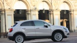 Fiat 500X Lounge (2015) - prawy bok