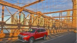 Mitsubishi Outlander III Facelifting (2016) - wersja amerykańska - lewy bok