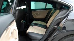Volkswagen CC Coupe 3.6 V6 300KM - galeria redakcyjna - widok ogólny wnętrza