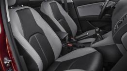 Seat Leon ST 4Drive (2014) - widok ogólny wnętrza z przodu
