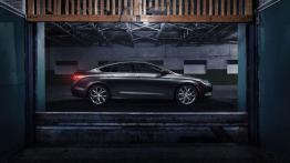 Chrysler 200C (2015) - prawy bok