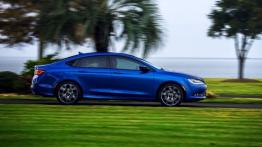 Chrysler 200S (2015) - prawy bok