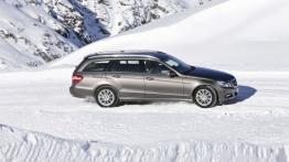 Mercedes E 350 CDI 4MATIC W212 kombi - prawy bok