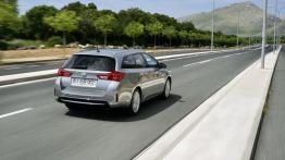 Toyota Auris II Touring Sports - widok z tyłu