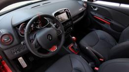 Renault Clio IV RS 200 (2013) - pełny panel przedni