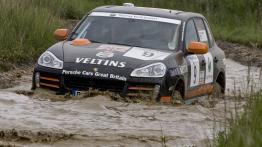 Porsche Cayenne S Transsyberia - widok z przodu