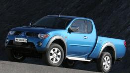 Mitsubishi L200 IV - lewy bok