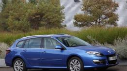 Renault Laguna po liftingu - prawy bok