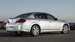 Infiniti G37 Sedan FL - prawy bok