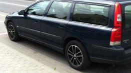 Volvo V70 II Kombi - galeria społeczności - lewy bok