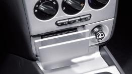 Kia Shuma II - konsola środkowa