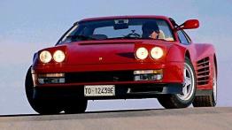 Ferrari Testarossa - przód - reflektory włączone