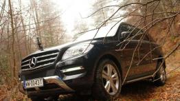 Nowy Mercedes ML350 - pierwsza jazda z dreszczykiem (film)