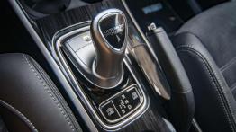 Mitsubishi Outlander PHEV (MY16) - dialog z klientem