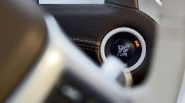 Hyundai Genesis 3.8 HTRAC vs. Lancia Thema 3.6 AWD - nie tylko Niemcy