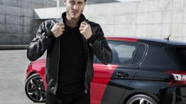 Peugeot 308 II Hatchback GTi (2016) - bok - inne ujęcie