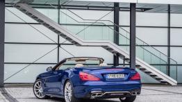 Mercedes-Benz SL (2016) - widok z tyłu