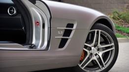 Mercedes SLS AMG Coupe 6.2 V8 571KM - galeria redakcyjna - wlot powietrza