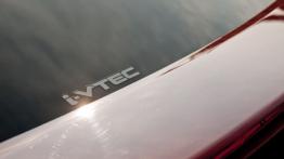 Honda Civic IX Hatchback 5d 1.8 i-VTEC 142KM - galeria redakcyjna - szyba tylna