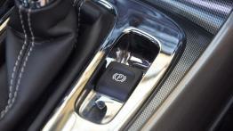 Chevrolet Malibu VII Sedan 2.4 DOHC 167KM - galeria redakcyjna - hamulec ręczny