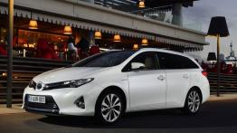 Toyota Auris II Hybrid Touring Sports (2013) - lewy bok