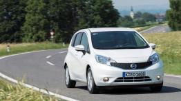Nissan Note II 1.5 dCi (2013) - widok z przodu