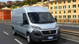 Fiat Ducato III Facelifting Furgon (2014) - widok z przodu