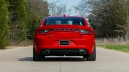 Dodge Charger Facelifting (2015) - widok z tyłu