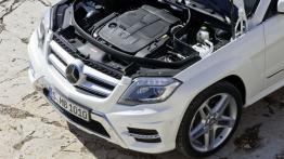 Mercedes GLK Facelifting - maska otwarta
