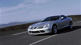 Mercedes Klasa SLR - widok z przodu