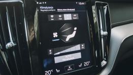 Volvo XC60 – z błyskiem w oku