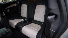 Mercedes-Benz C Coupe - elegancko czy brutalnie?