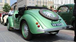 &quot;Myszy&quot; na krakowskim Rynku, czyli Topolino Autoclub Italia w Polsce - Fiat 500