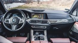 BMW X5 30d 265 KM - galeria redakcyjna - widok ogólny wnętrza z przodu