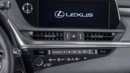 Lexus ES F Sport (2018)