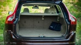 Volvo XC60 Facelifting 2.0 D4 181KM - galeria redakcyjna - bagażnik