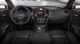 Chrysler 300S 2015 - pełny panel przedni