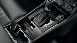 Skoda Superb III Combi (2015) - dźwignia zmiany biegów