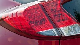 Honda Civic IX Hatchback 5d 1.8 i-VTEC 142KM - galeria redakcyjna - lewy tylny reflektor - wyłączony