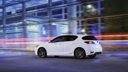 Lexus CT 200h Facelifting (2014) - lewy bok