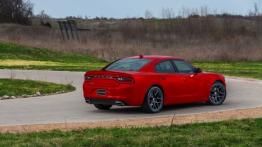 Dodge Charger Facelifting (2015) - widok z tyłu