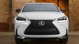 Lexus NX 200t (2014) - widok z przodu