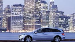 Mercedes Klasa R 2010 - lewy bok