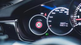 Porsche Panamera GTS - 911 dla rodziny