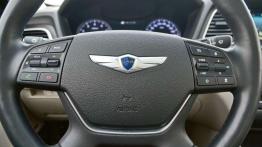 Hyundai Genesis 3.8 HTRAC vs. Lancia Thema 3.6 AWD - nie tylko Niemcy