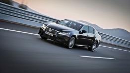 Lexus GS IV 450h F-Sport (2012) - widok z przodu