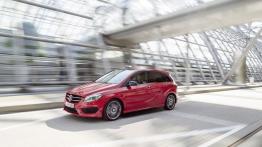 Mercedes B 250 4MATIC (W 246) Facelifting - lewy bok
