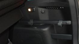 Skoda Yeti Outdoor 2.0 TDI 170KM - galeria redakcyjna - bagażnik, akcesoria