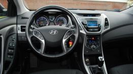 Hyundai Elantra V Facelifting - galeria redakcyjna - kokpit